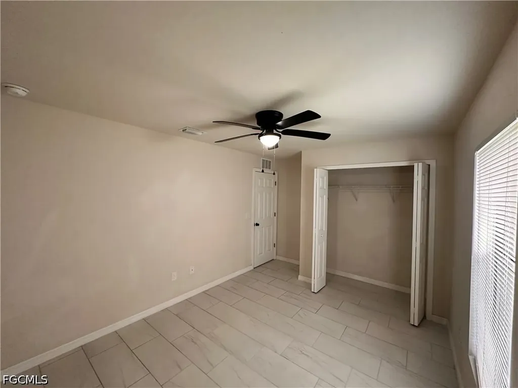 2212 SW Santa Barbara Place Cape Coral FL 33991