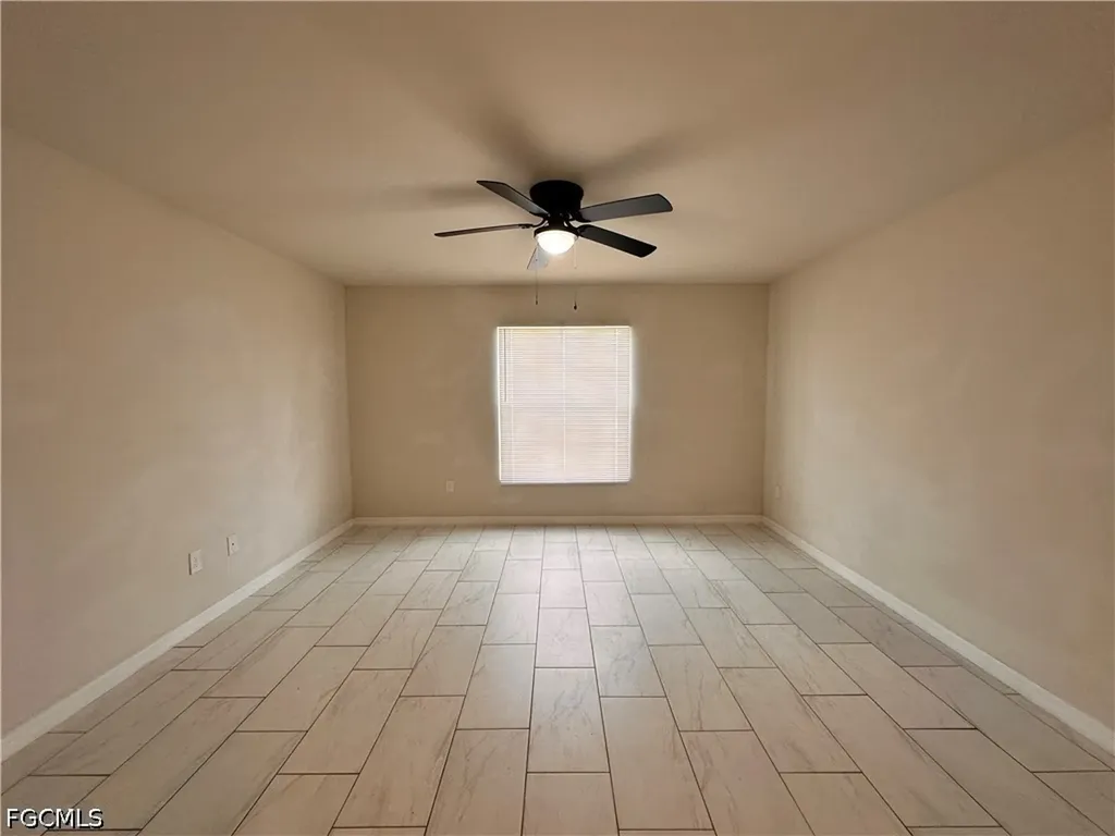2212 SW Santa Barbara Place Cape Coral FL 33991