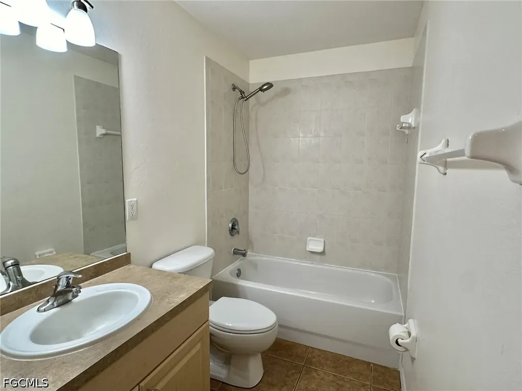 2306/2308 NE 16th Terrace Cape Coral FL 33909