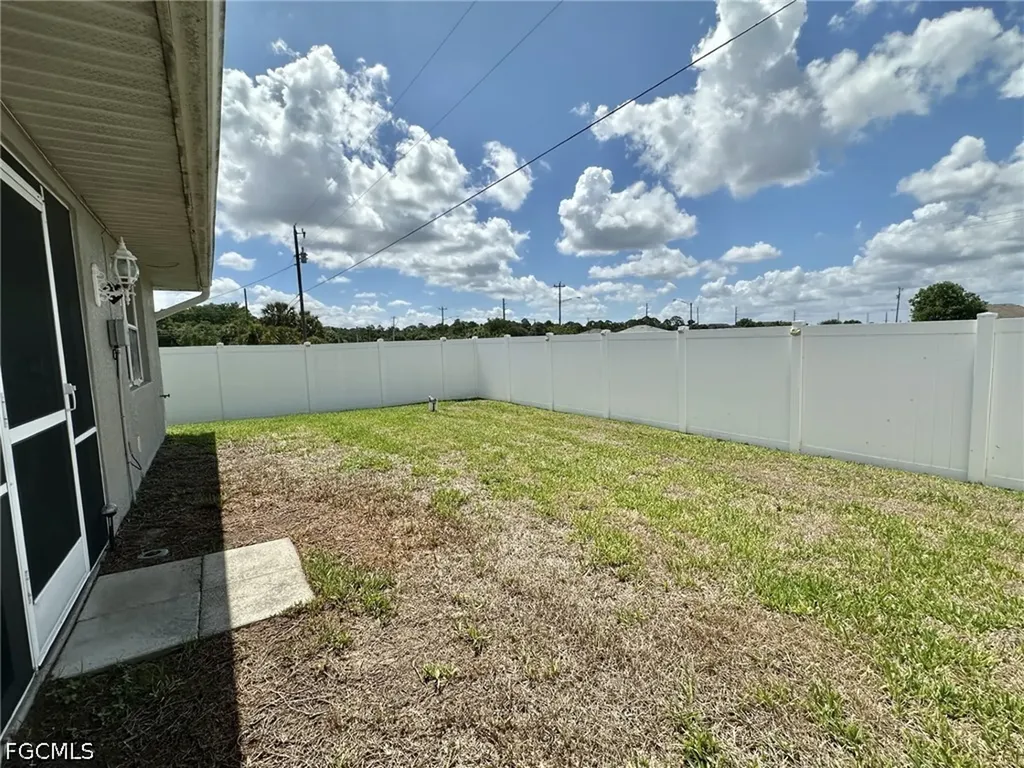 2306/2308 NE 16th Terrace Cape Coral FL 33909