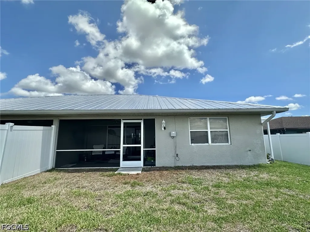 2306/2308 NE 16th Terrace Cape Coral FL 33909