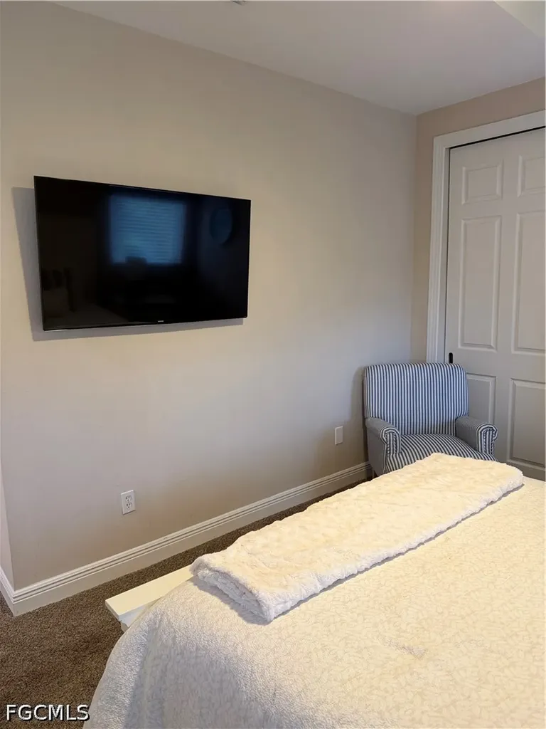 4700 Yacht Harbor Drive Naples FL 34112