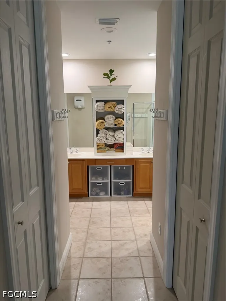 4700 Yacht Harbor Drive Naples FL 34112