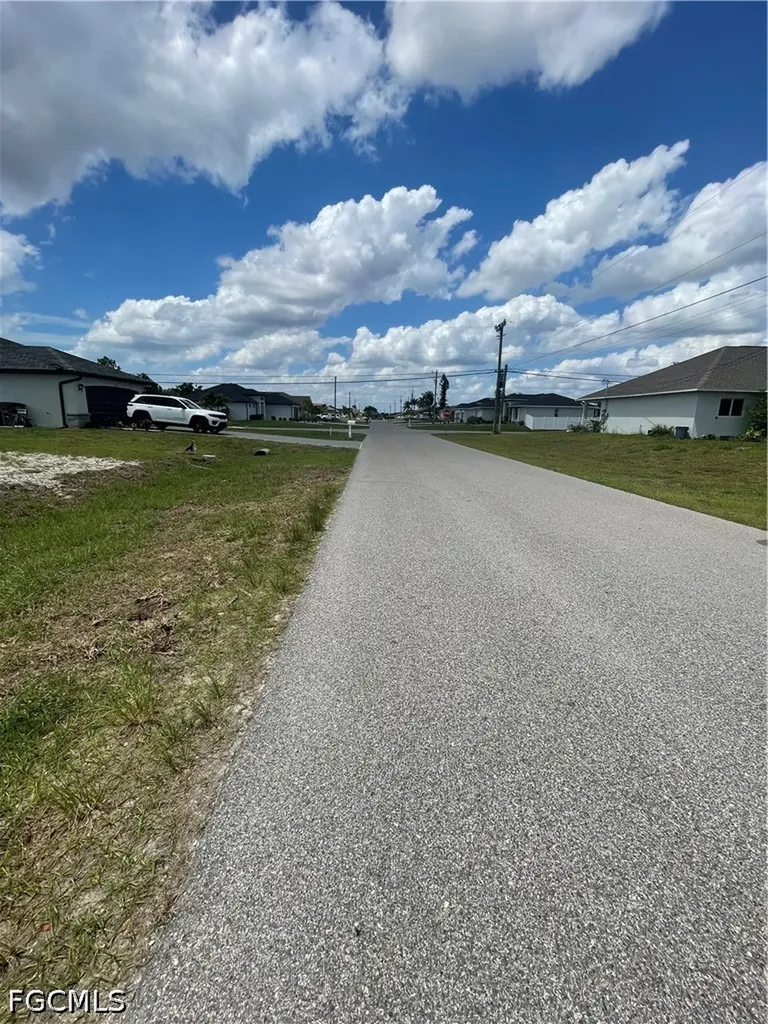 526 NW 7th Avenue Cape Coral FL 33993