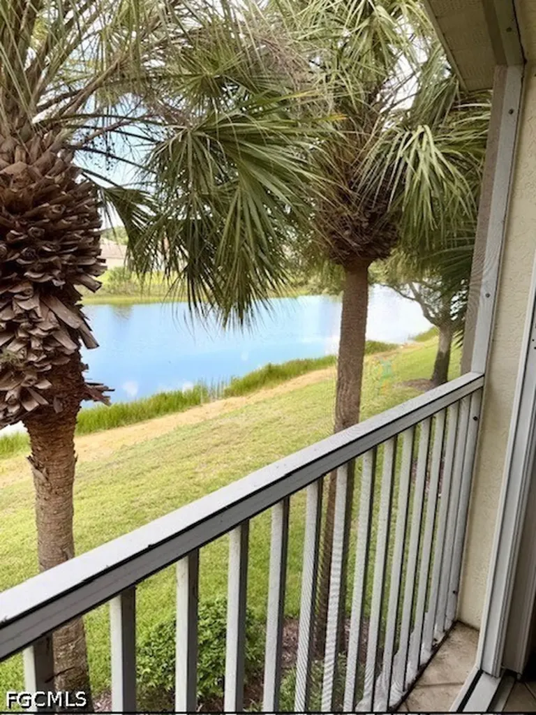 10121 Colonial Country Club Boulevard Fort Myers FL 33913
