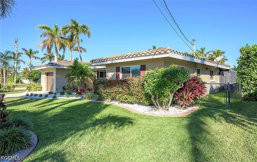171 SW 51st Terrace Cape Coral FL 33914