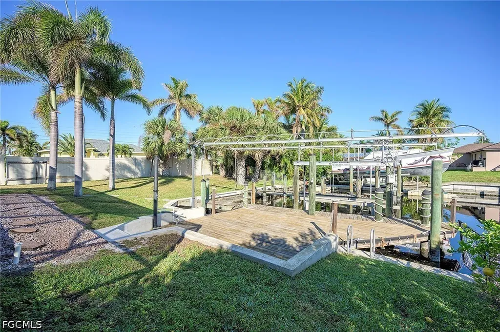 171 SW 51st Terrace Cape Coral FL 33914