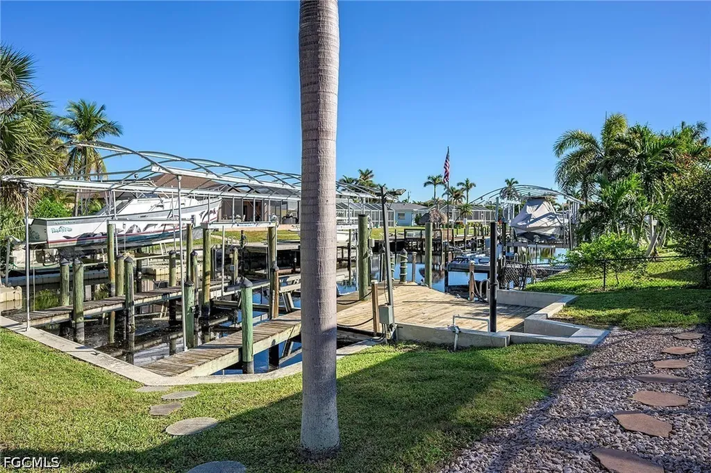 171 SW 51st Terrace Cape Coral FL 33914