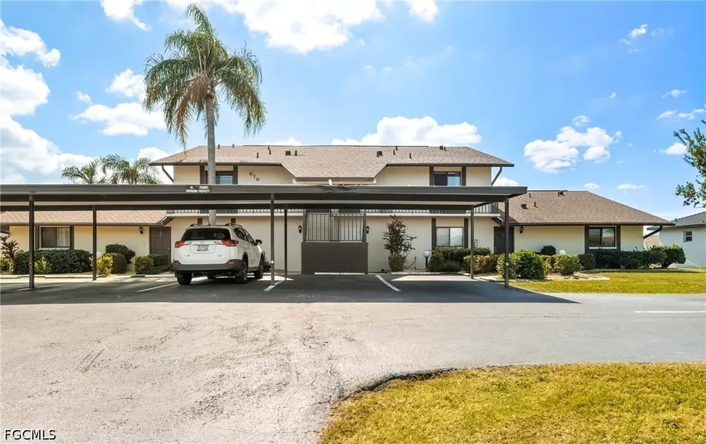 616 SE 14th Terrace Cape Coral FL 33990