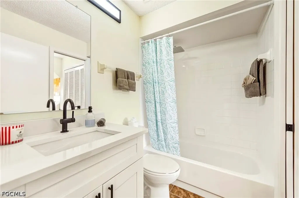 616 SE 14th Terrace Cape Coral FL 33990