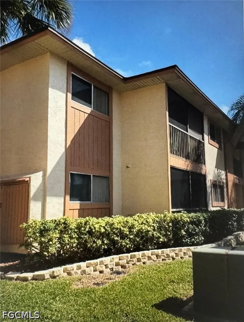 6496 Royal Woods Drive Fort Myers FL 33908