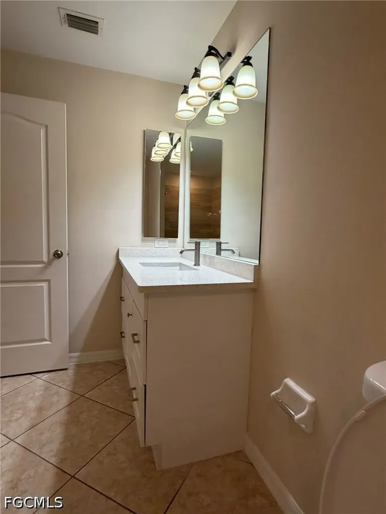 3527 NE 19th Place Cape Coral FL 33909