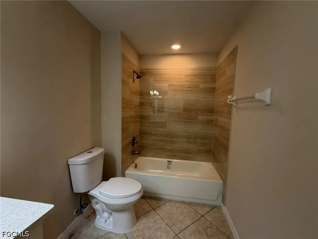 3527 NE 19th Place Cape Coral FL 33909