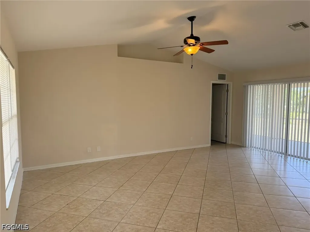 3527 NE 19th Place Cape Coral FL 33909