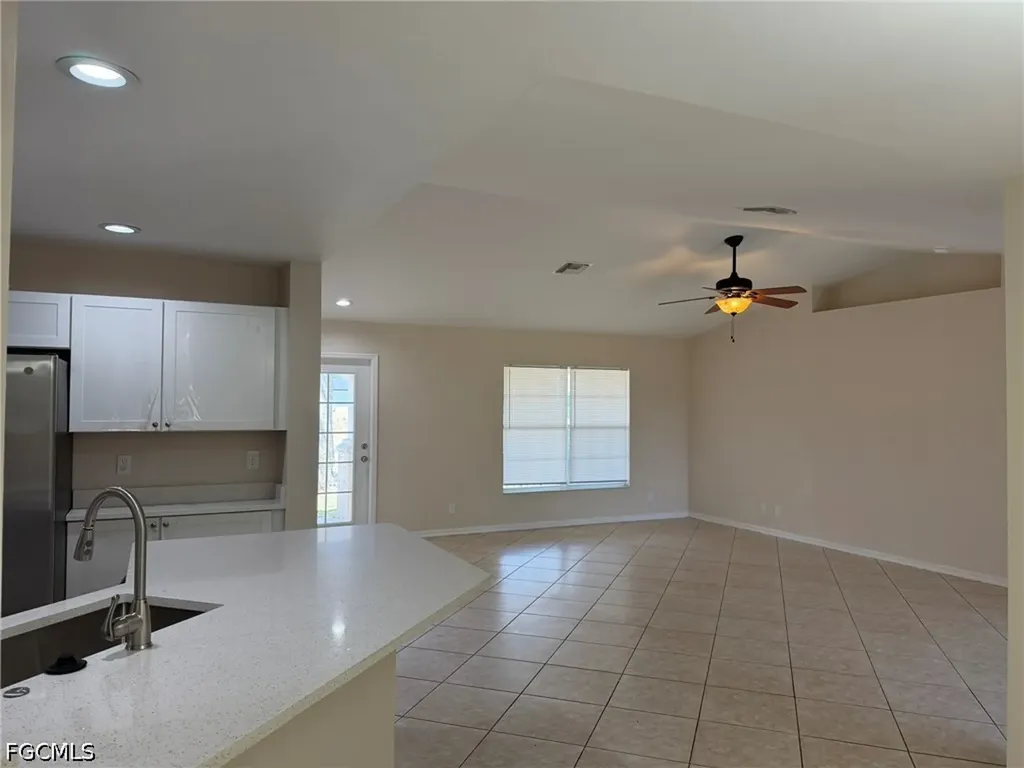 3527 NE 19th Place Cape Coral FL 33909