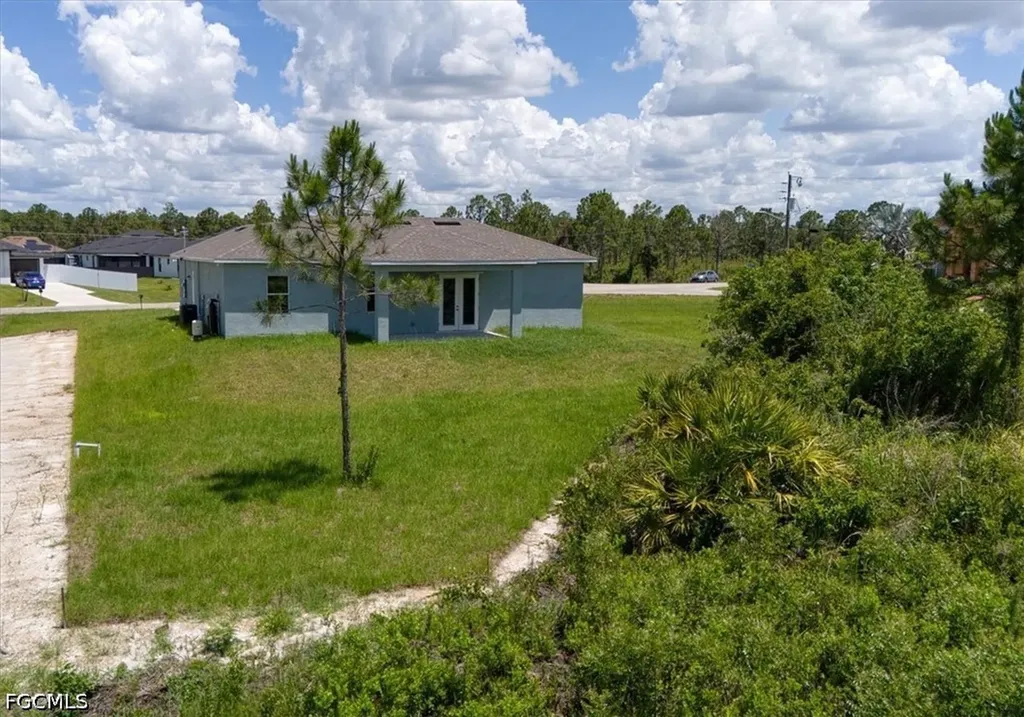 1911 Richmond Avenue N Lehigh Acres FL 33972