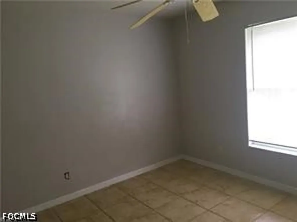 716-718 Ichabod Avenue Lehigh Acres FL 33973