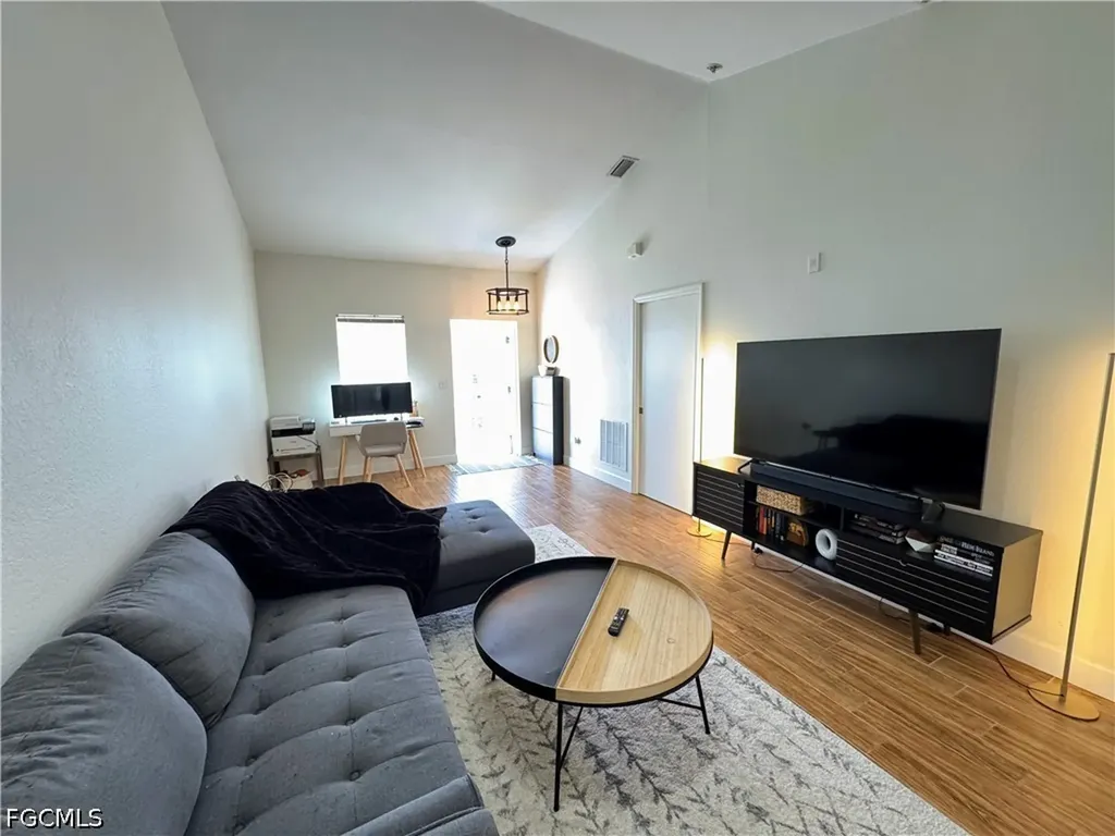 8423 Bernwood Cove Loop Fort Myers FL 33966