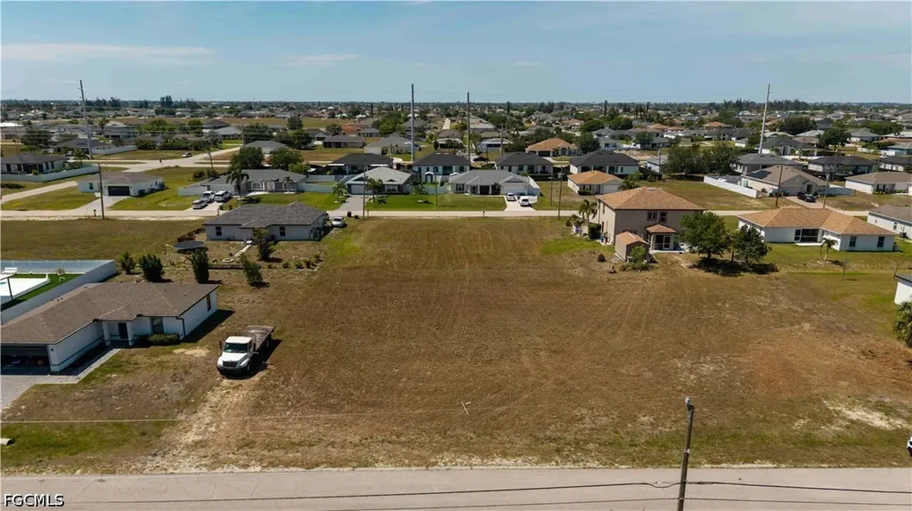212 NE 25th Street Cape Coral FL 33909
