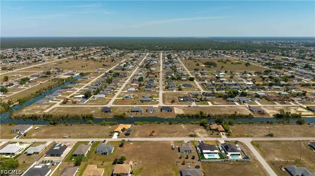 212 NE 25th Street Cape Coral FL 33909