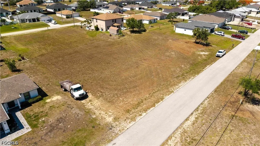 212 NE 25th Street Cape Coral FL 33909