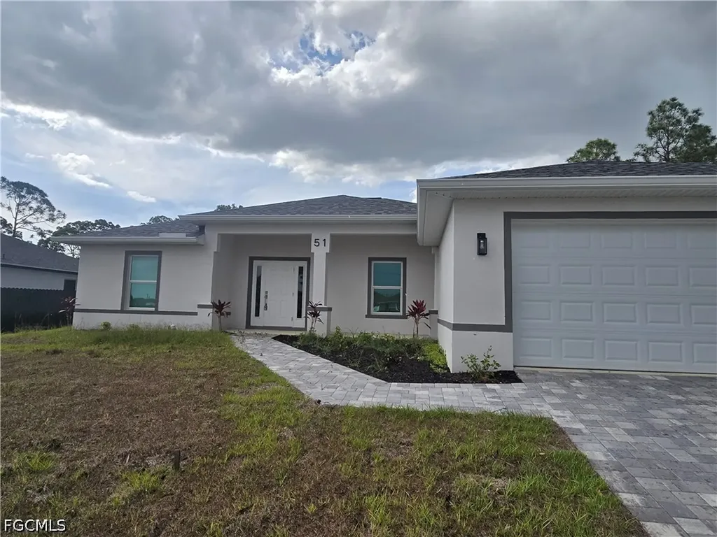51 Wilmington Parkway Cape Coral FL 33993
