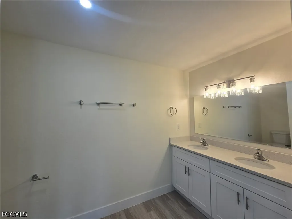 51 Wilmington Parkway Cape Coral FL 33993