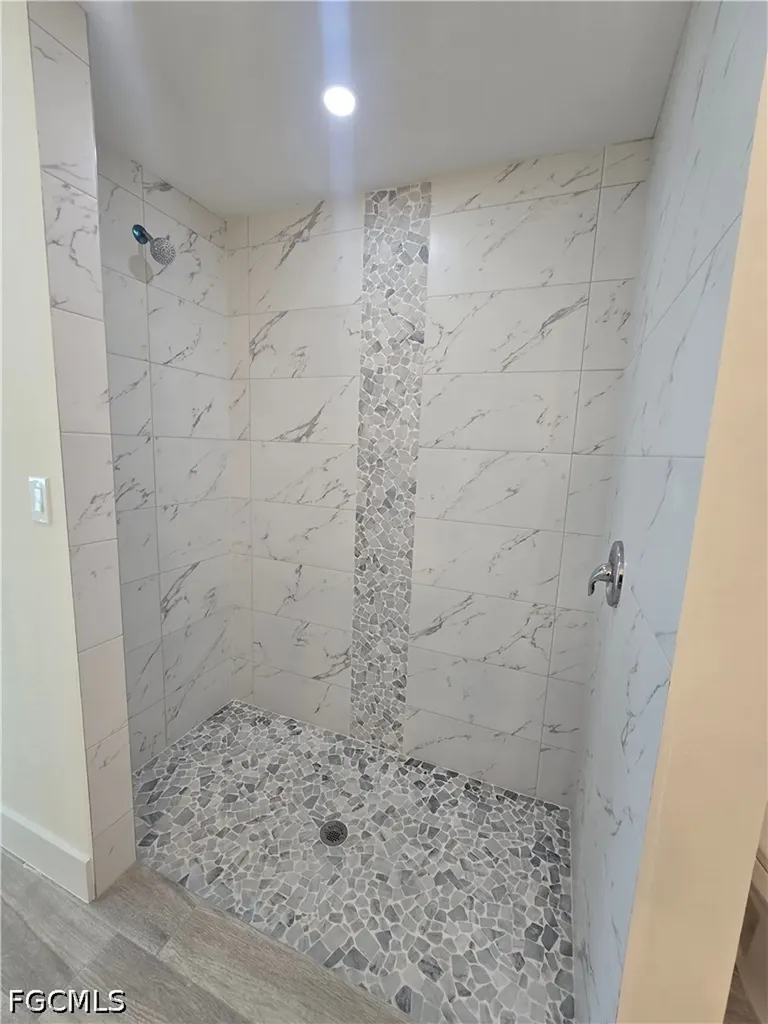51 Wilmington Parkway Cape Coral FL 33993