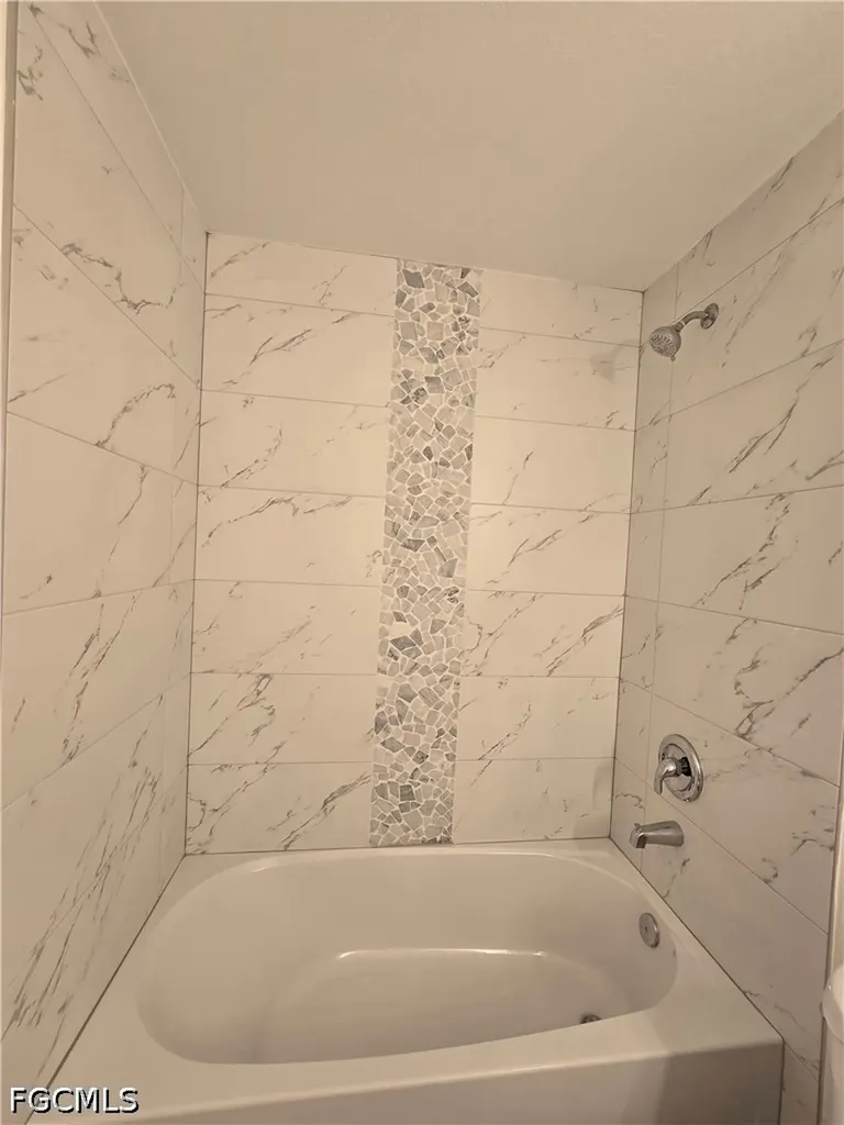51 Wilmington Parkway Cape Coral FL 33993