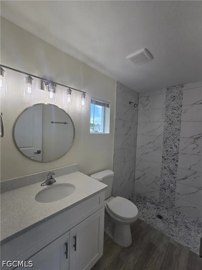 51 Wilmington Parkway Cape Coral FL 33993
