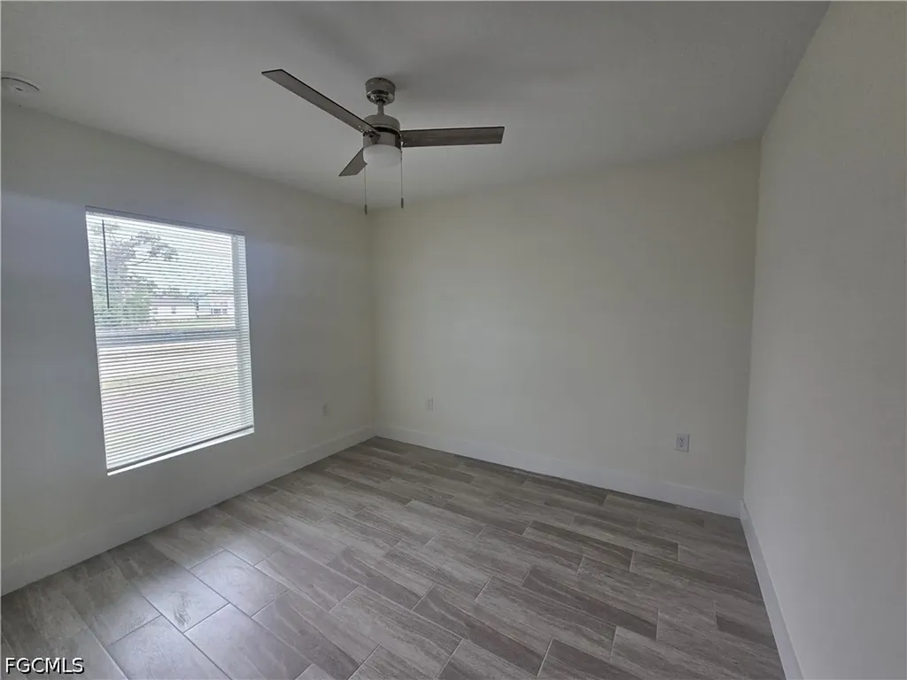 51 Wilmington Parkway Cape Coral FL 33993