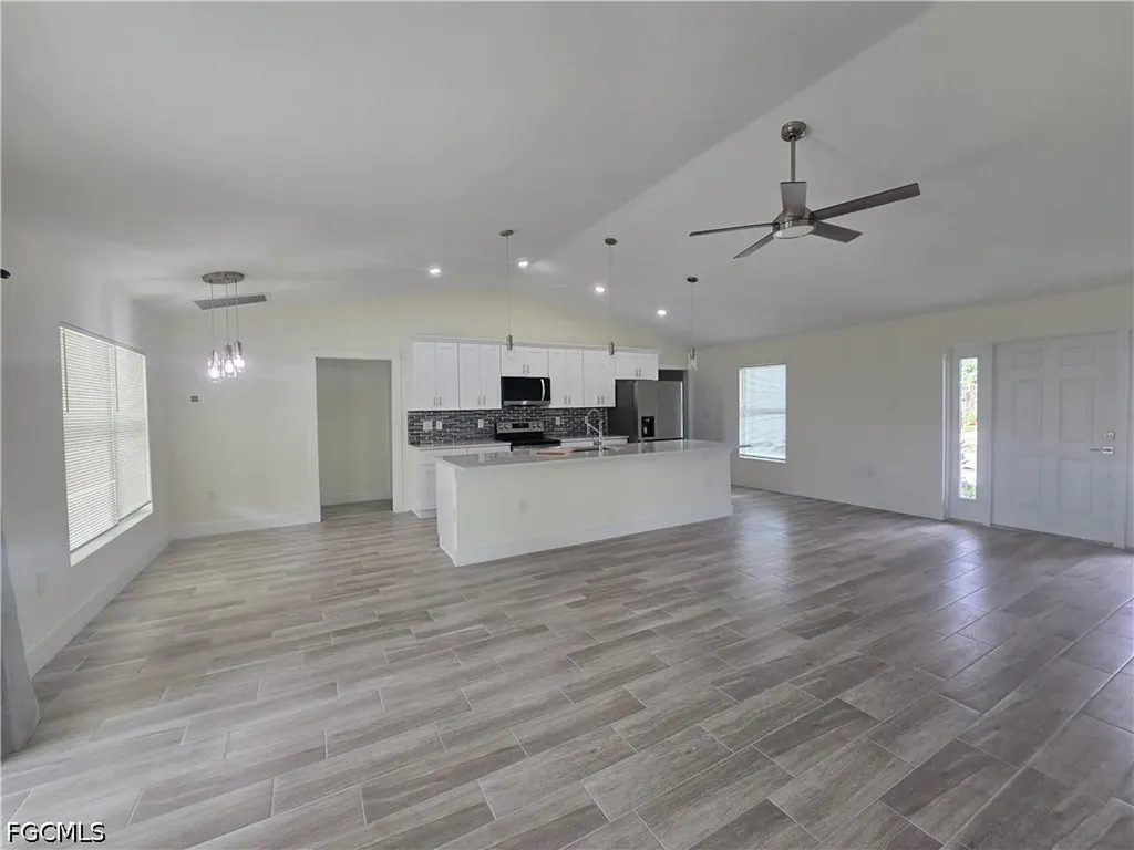 51 Wilmington Parkway Cape Coral FL 33993