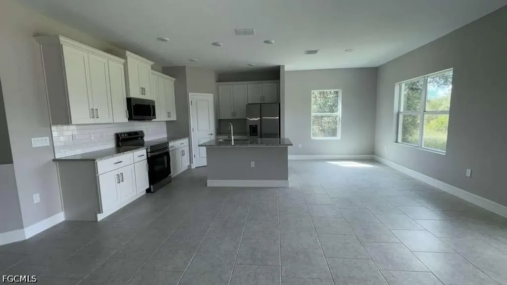 460 Westchester Drive Lehigh Acres FL 33972