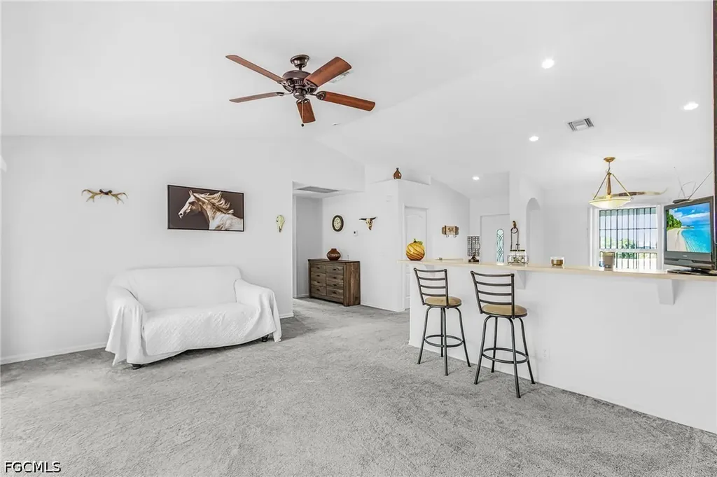 307 NE 25th Terrace Cape Coral FL 33909