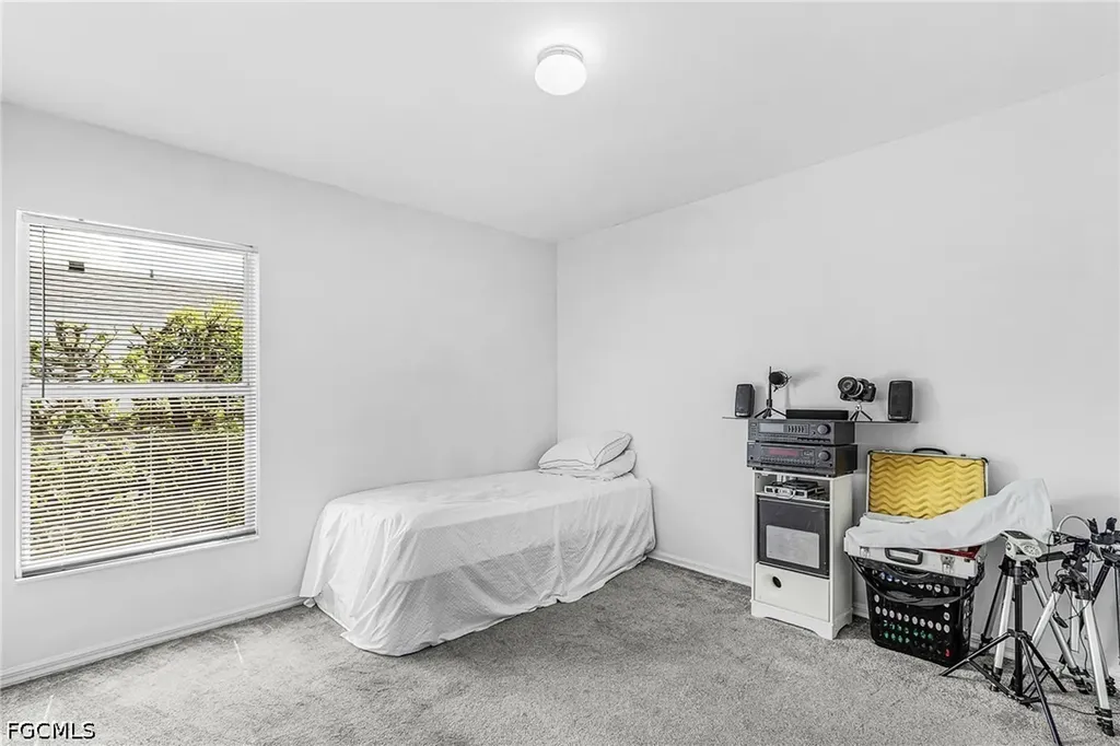307 NE 25th Terrace Cape Coral FL 33909