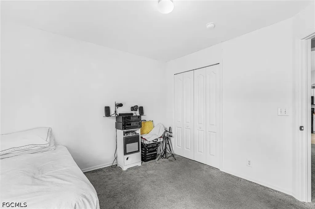 307 NE 25th Terrace Cape Coral FL 33909
