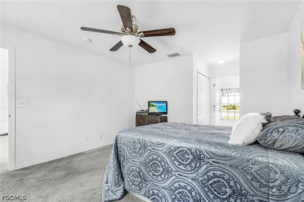 307 NE 25th Terrace Cape Coral FL 33909