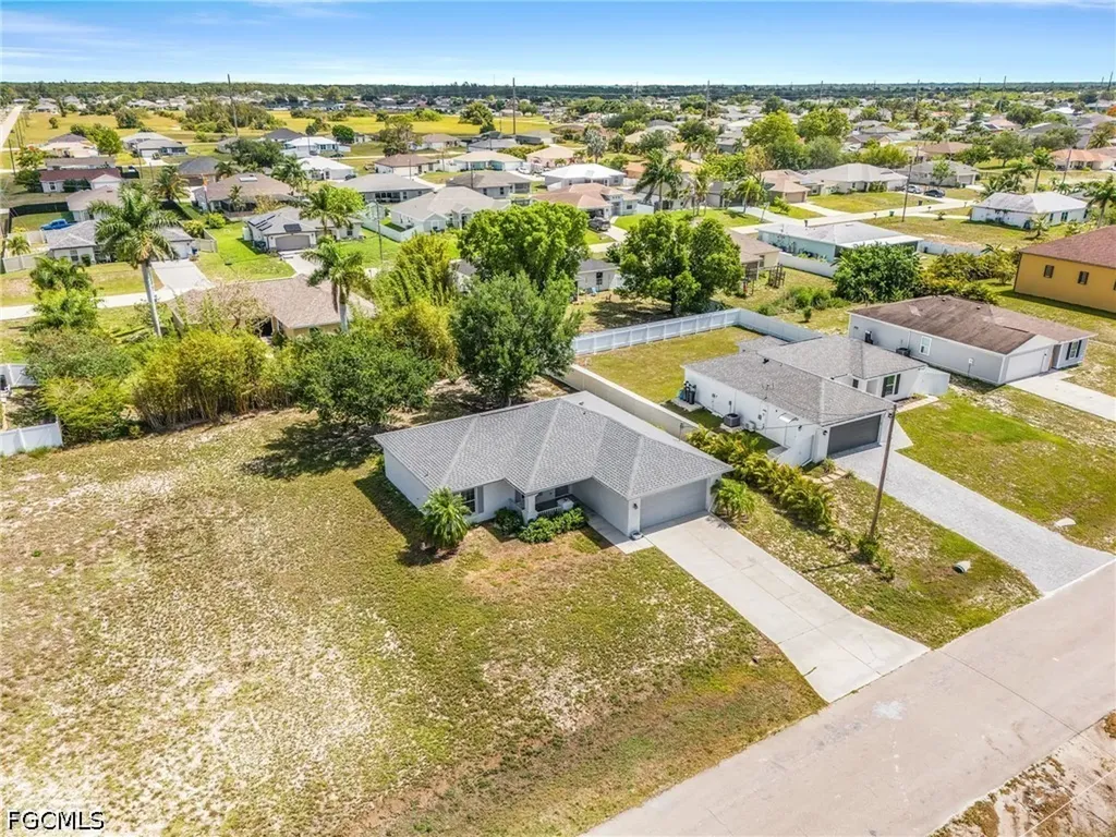 307 NE 25th Terrace Cape Coral FL 33909