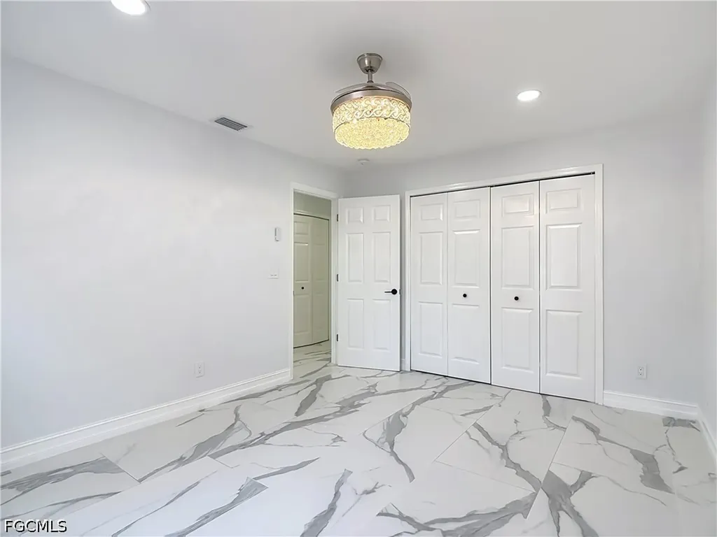 2503 Aviation Parkway Cape Coral FL 33904