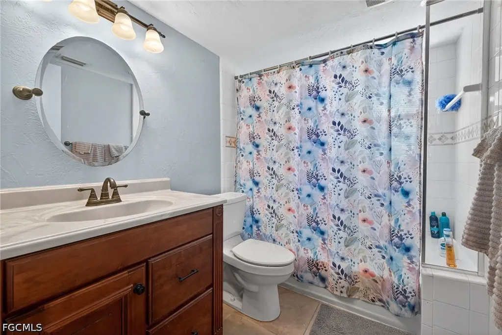 5027 SW 16th Place Cape Coral FL 33914