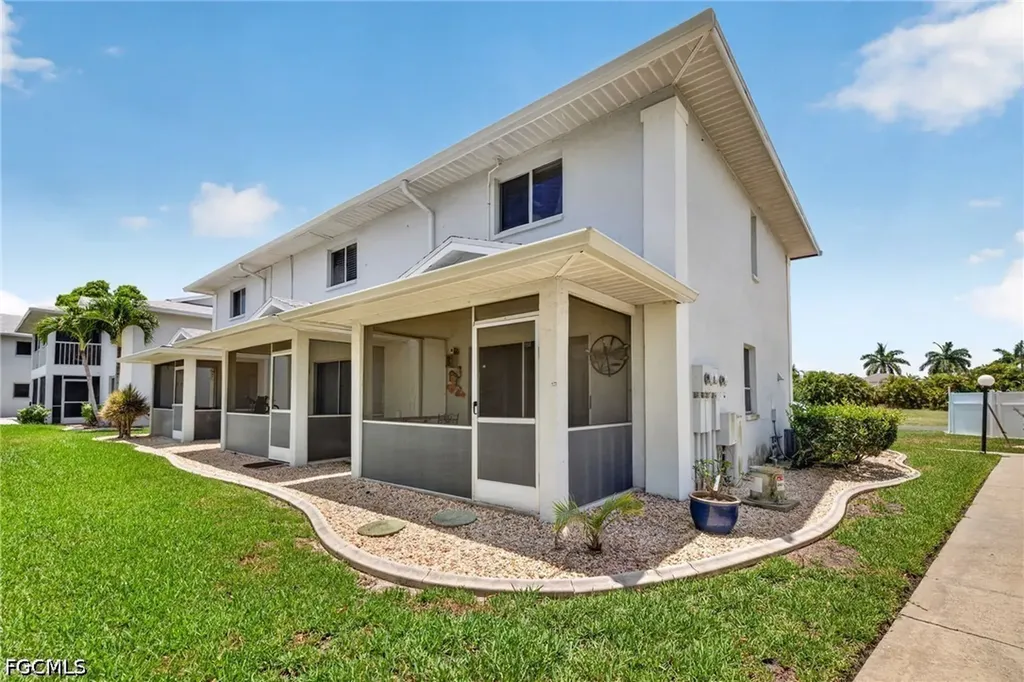 5027 SW 16th Place Cape Coral FL 33914
