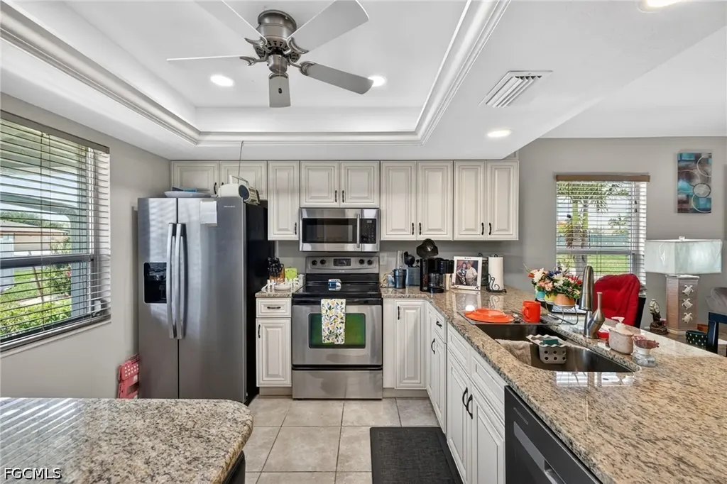 5027 SW 16th Place Cape Coral FL 33914