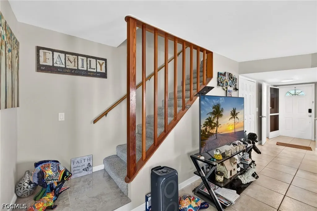 5027 SW 16th Place Cape Coral FL 33914
