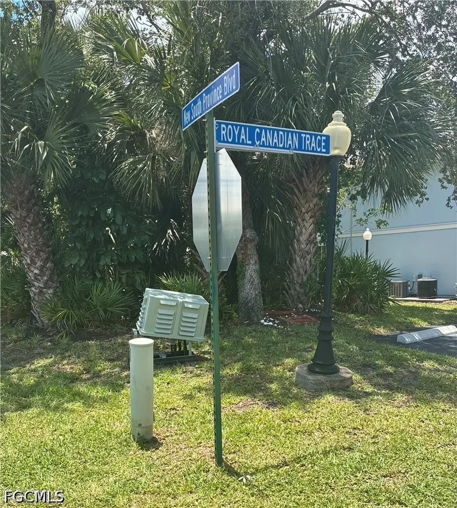 3271 Royal Canadian Trace Fort Myers FL 33907