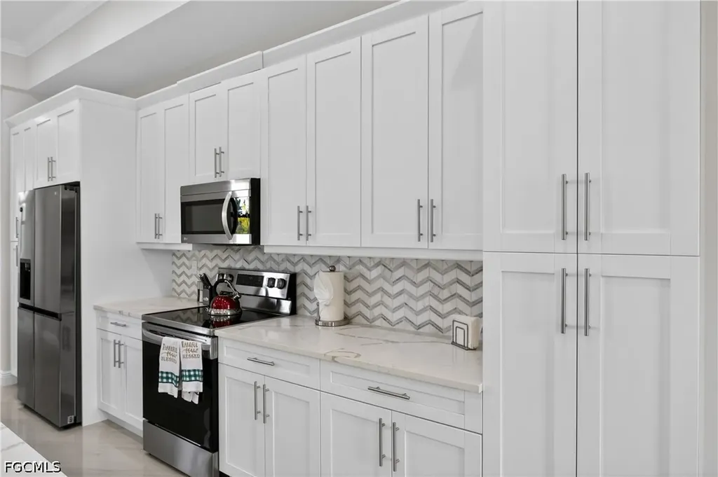 2701 NW 11th Street Cape Coral FL 33993