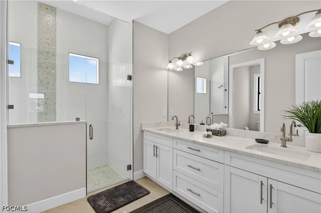 2701 NW 11th Street Cape Coral FL 33993