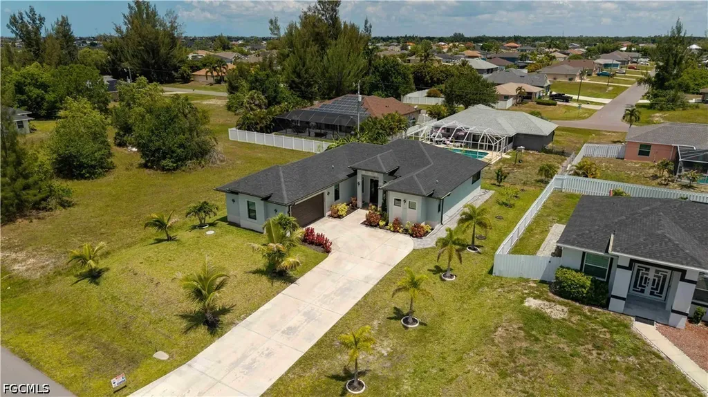 2701 NW 11th Street Cape Coral FL 33993