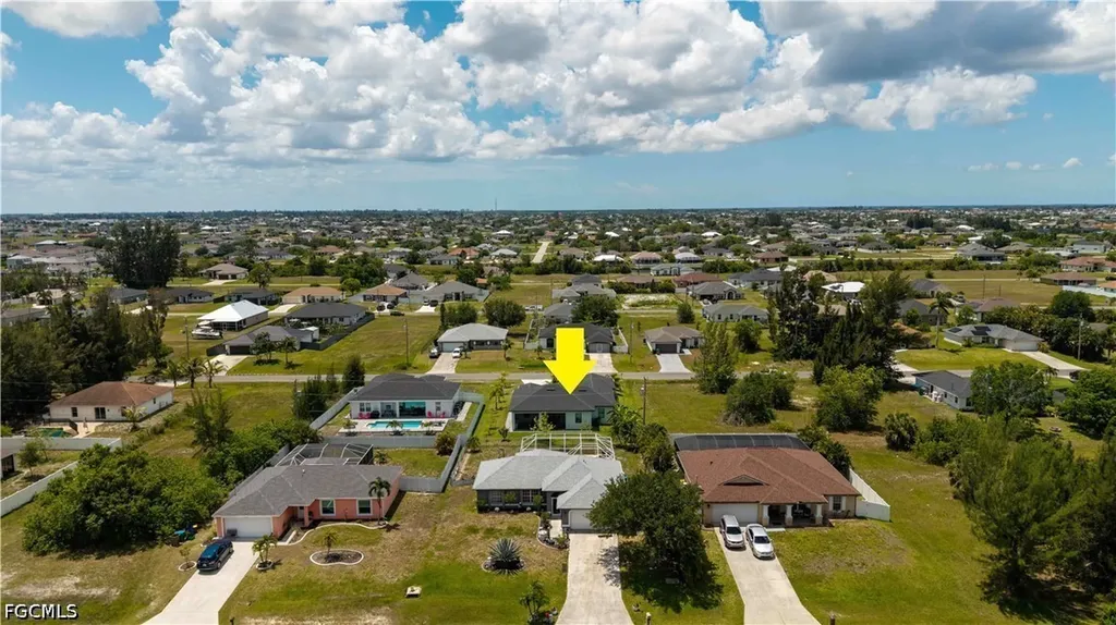 2701 NW 11th Street Cape Coral FL 33993