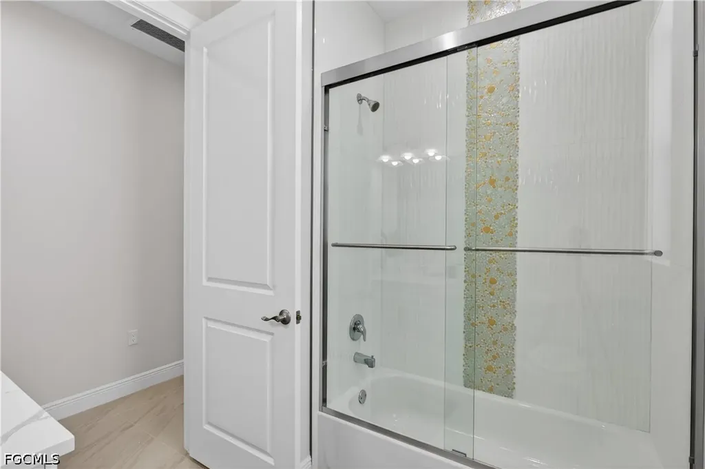 2701 NW 11th Street Cape Coral FL 33993