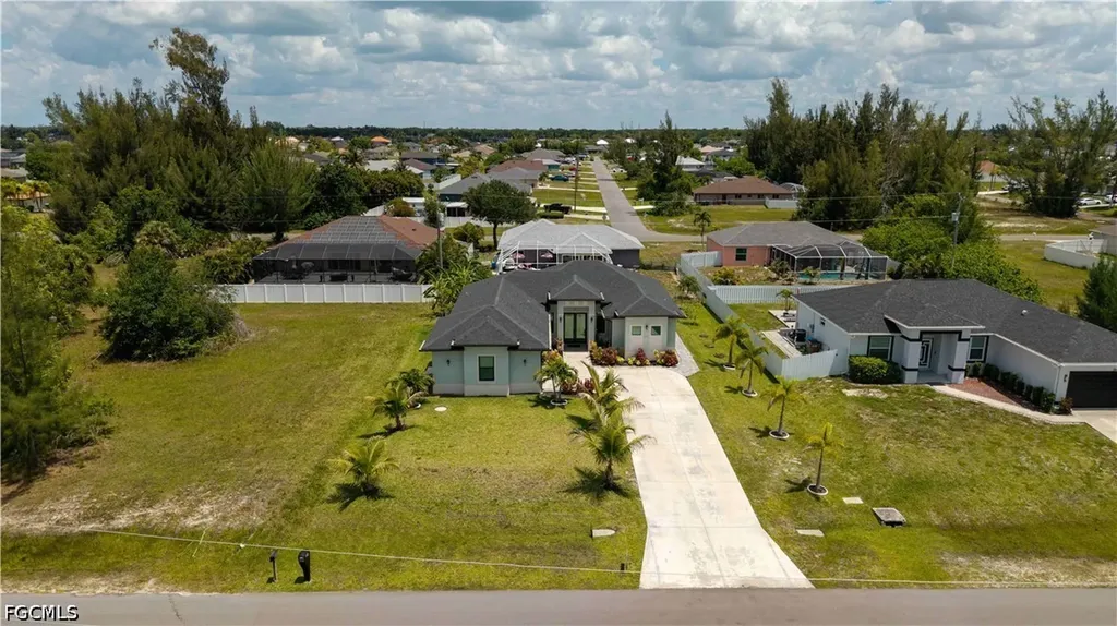 2701 NW 11th Street Cape Coral FL 33993